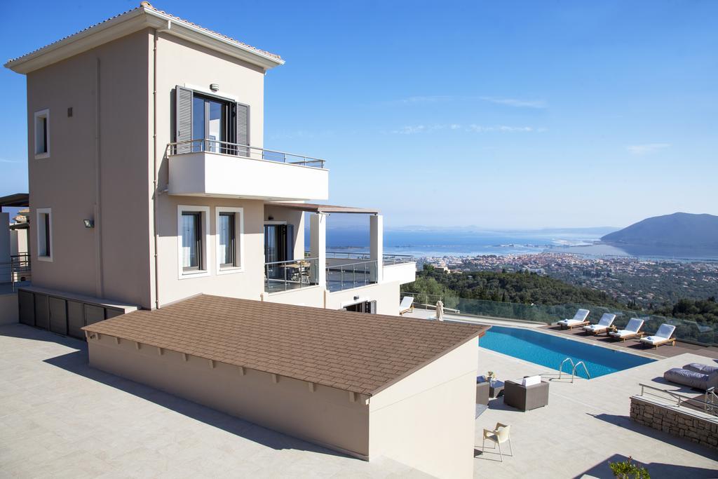 Apolpaina Alivia Lefkas Luxury Villas מראה חיצוני תמונה