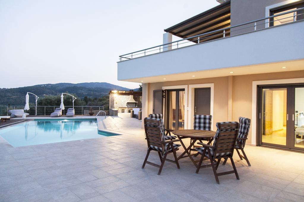 Apolpaina Alivia Lefkas Luxury Villas מראה חיצוני תמונה