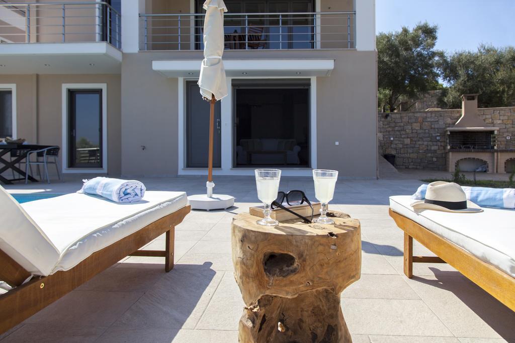 Apolpaina Alivia Lefkas Luxury Villas מראה חיצוני תמונה