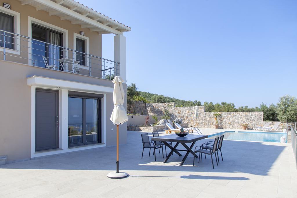 Apolpaina Alivia Lefkas Luxury Villas מראה חיצוני תמונה