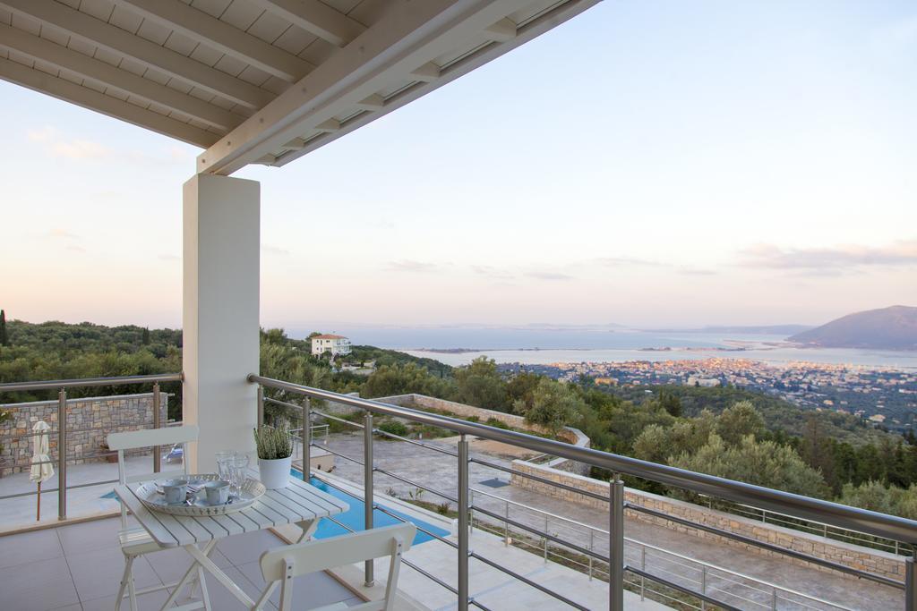 Apolpaina Alivia Lefkas Luxury Villas מראה חיצוני תמונה
