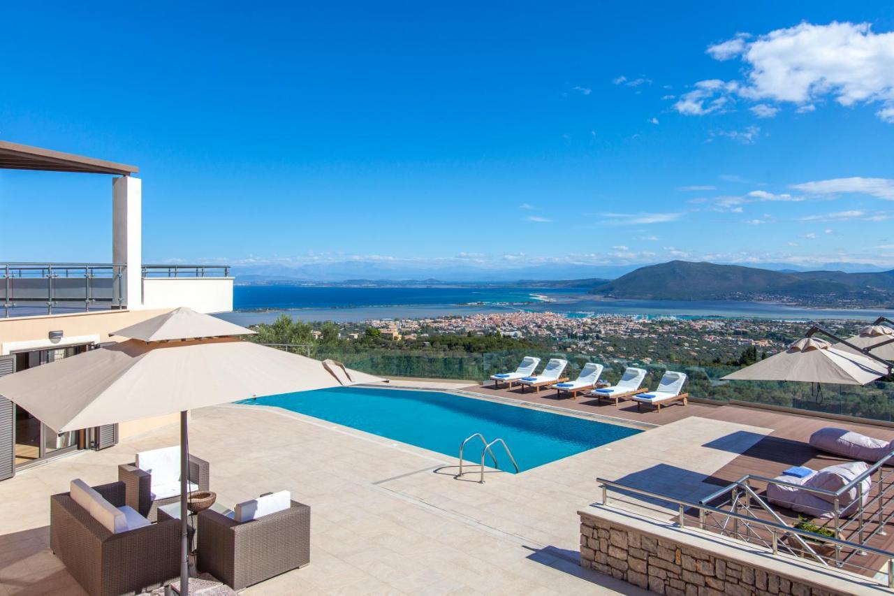 Apolpaina Alivia Lefkas Luxury Villas מראה חיצוני תמונה